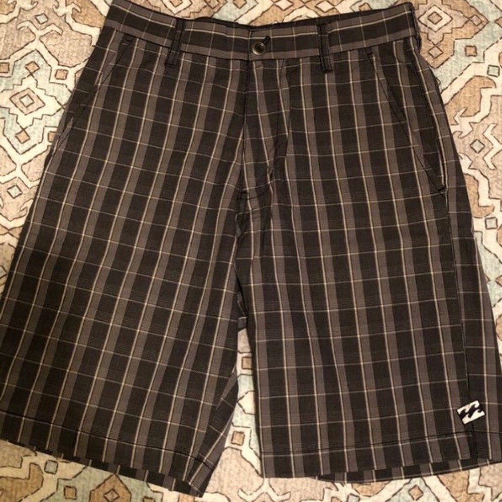 Shorts - Picture 4 of 4